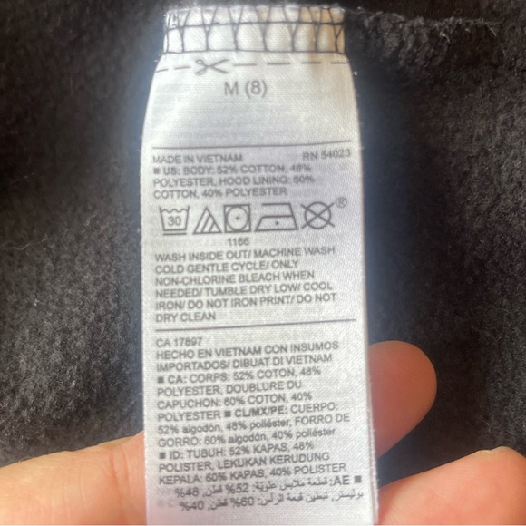 ⛄️CLEARANCE⛄️ Old Navy hoodie - Picture 3 of 4